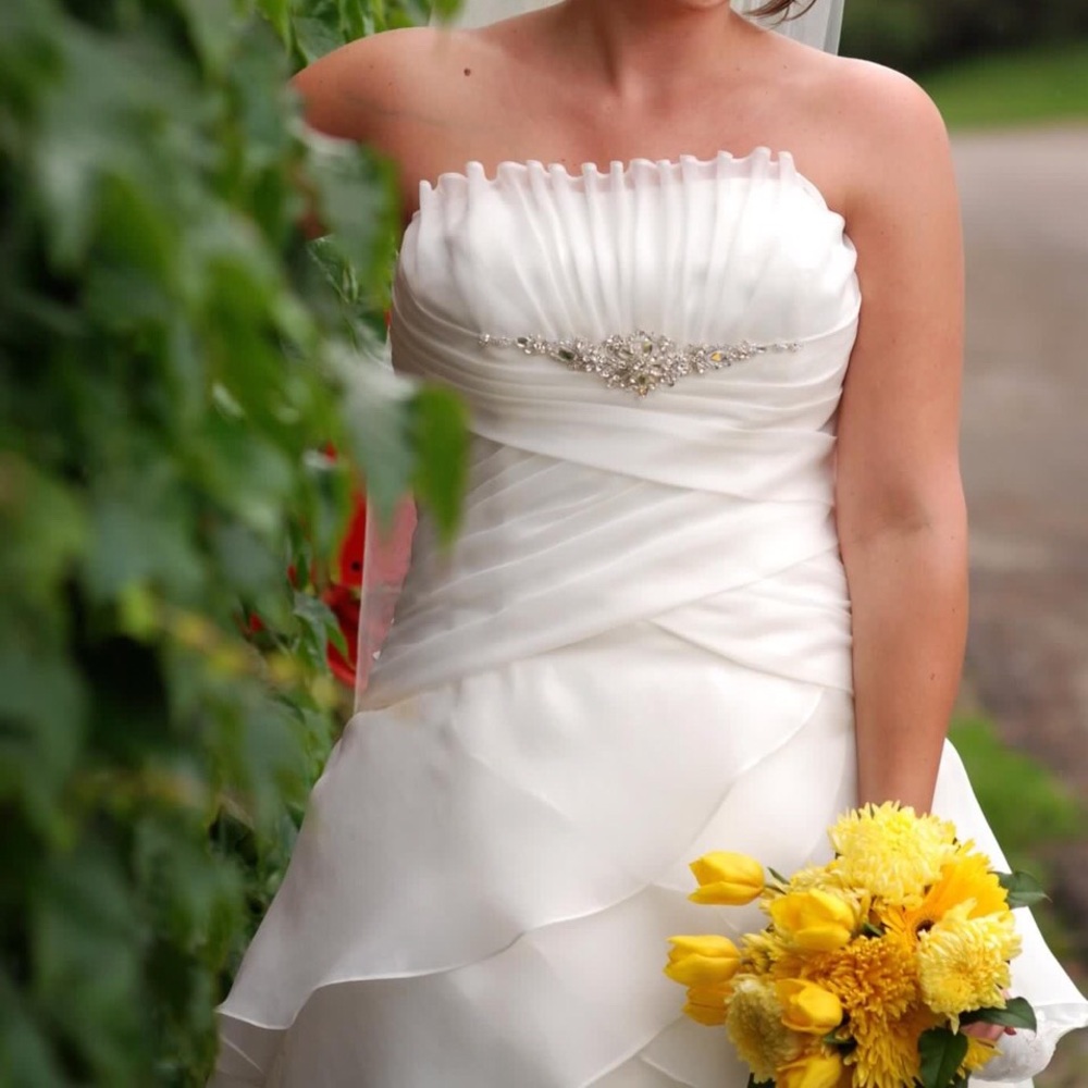 Bridal gown